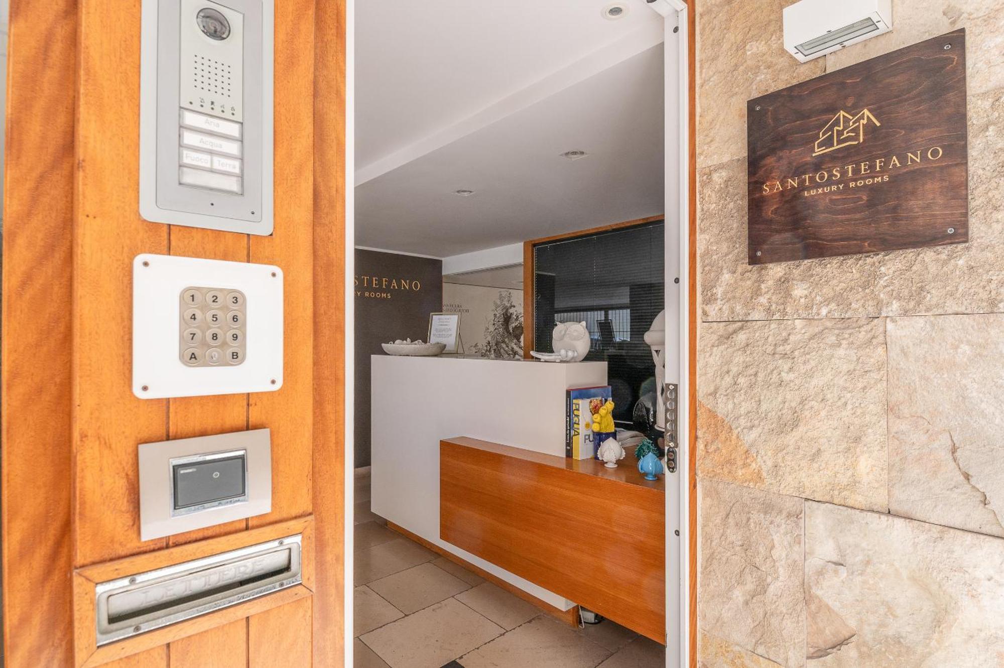 Santo Stefano Raro Rooms Collection บรินดิซิ ภายนอก รูปภาพ