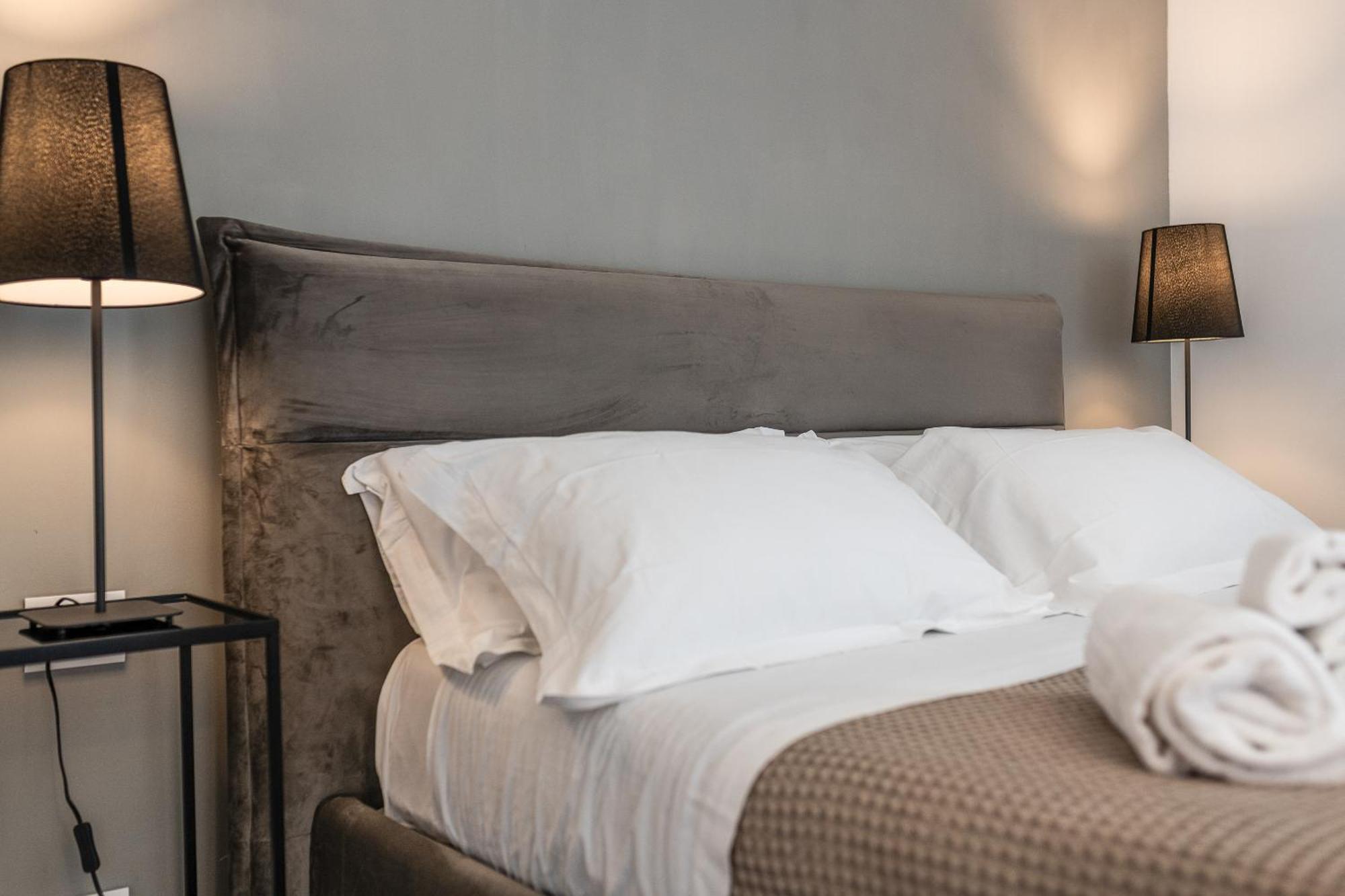 Santo Stefano Raro Rooms Collection บรินดิซิ ภายนอก รูปภาพ